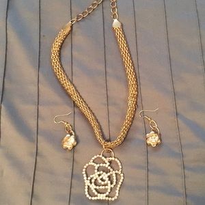 Set of necklace and earrings made by artist